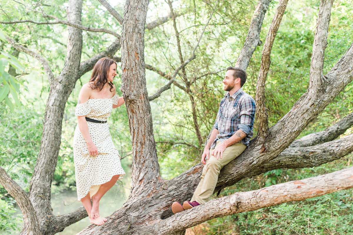 Austin-engagement-photography-commons-ford-ranch-park