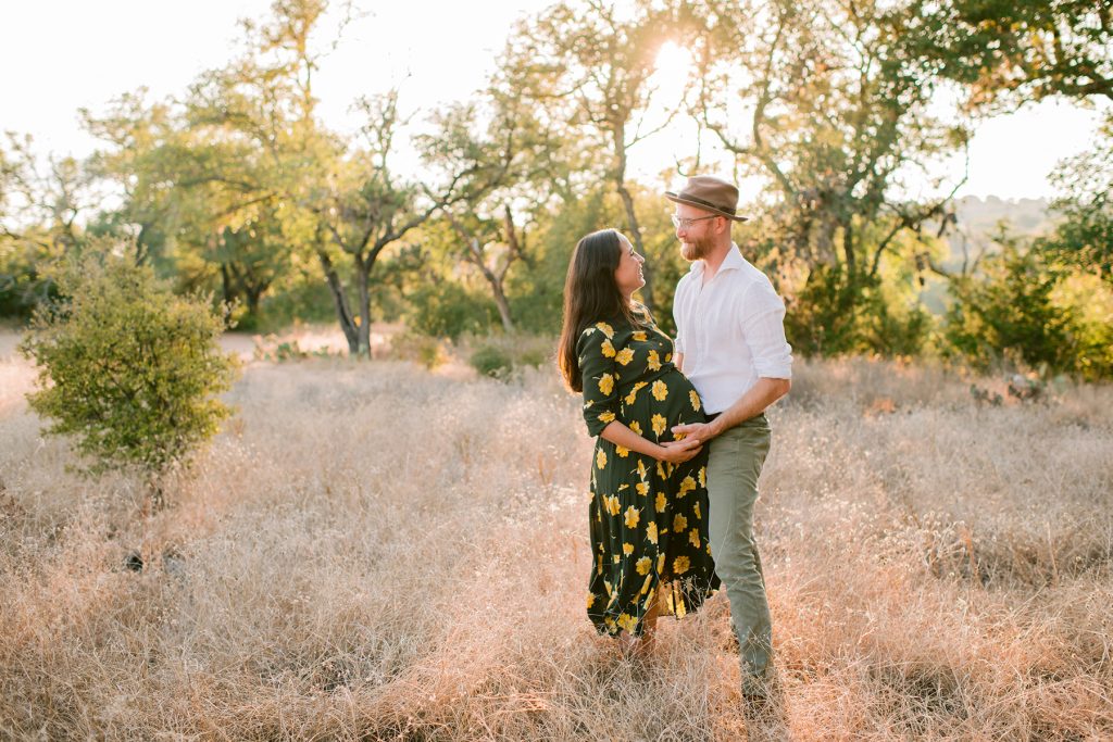 hill-country-texas-maternity-photography