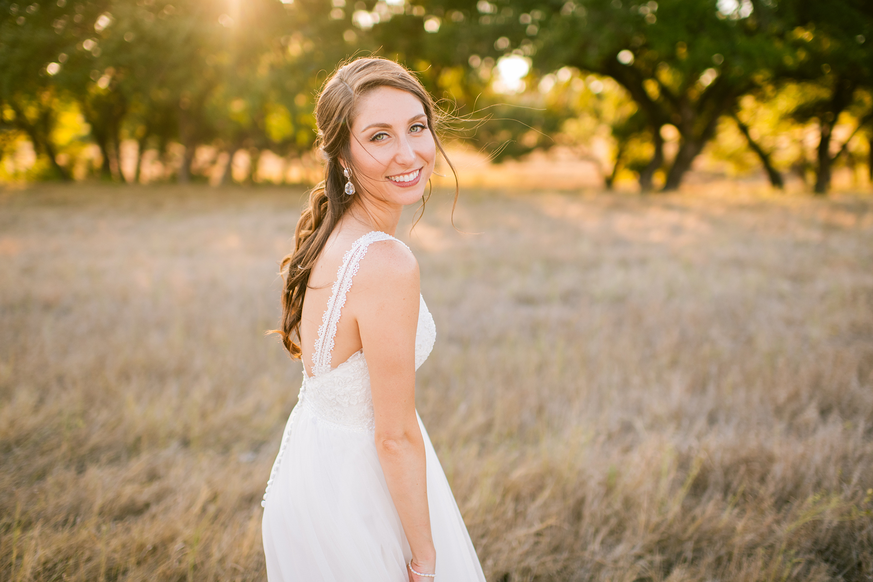 sunswept-bride-austin-wedding-photography-bright-colorful