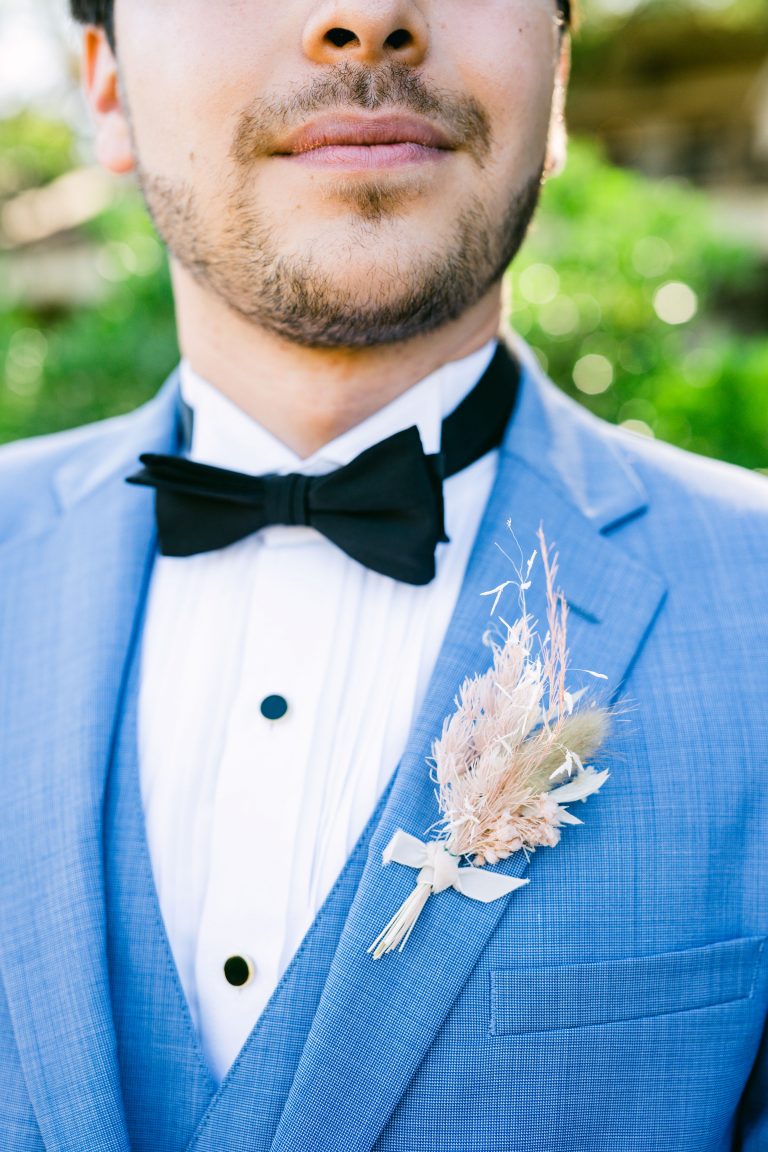 groom-unique-boutonniere-austin-weddings