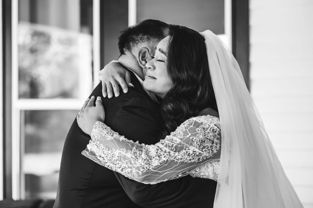 Bride-dad-first-look-hug-austin