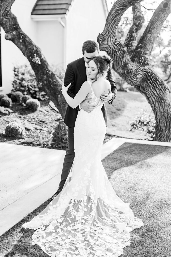 Bride-groom-black-white-portrait-outside-the-arlo-dripping-springs