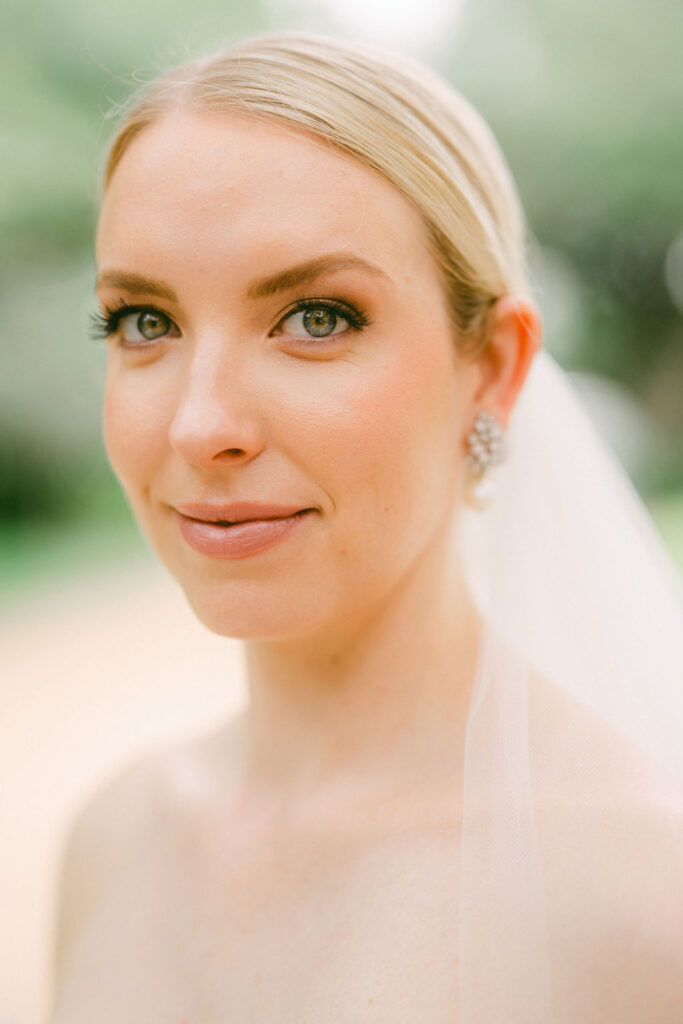 Laguna-Gloria-bride-with-green-eyes